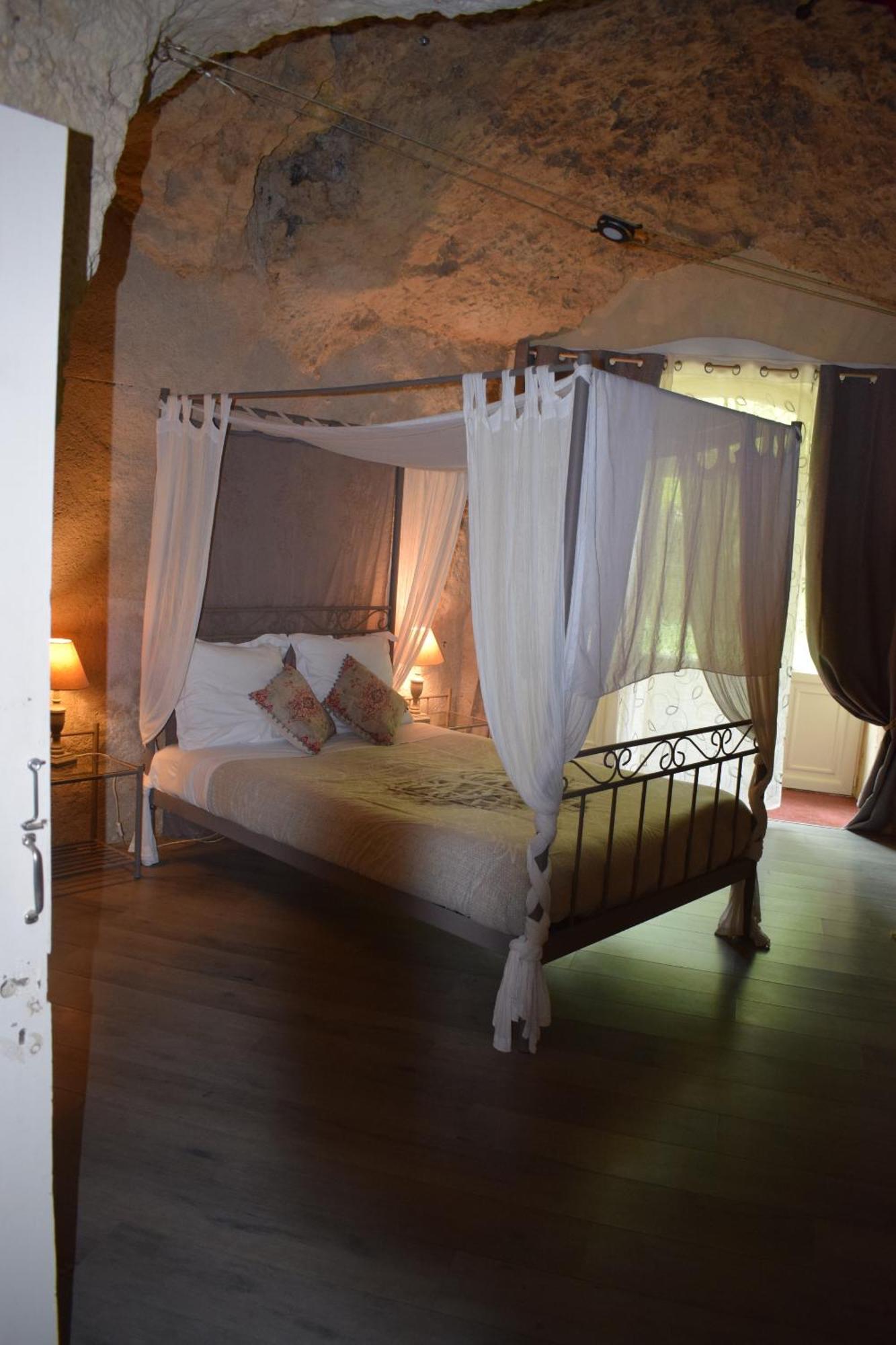 Chambres D'Hotes Troglodytes Le Clos De L'Hermitage Amboise Oda fotoğraf