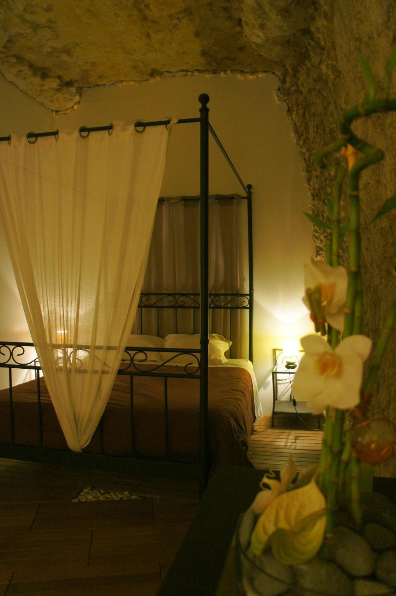 Chambres D'Hotes Troglodytes Le Clos De L'Hermitage Amboise Dış mekan fotoğraf